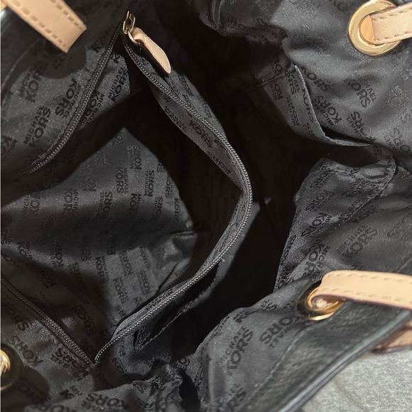 Michael Kors black tote shoulder bag. Black pebbled leather with tan handles. - Picture 4 of 6